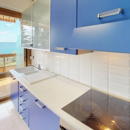 Apartment 56c - Joli Et Spacieux Avec Grande Terrasse Vue Et Garage Prive Dans Le Sous-sol De La *